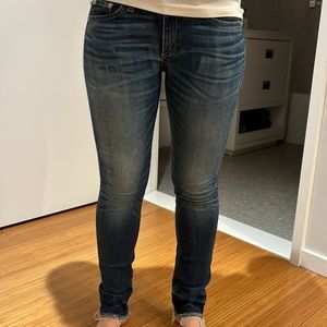 Rag&Bone cropped slim boyfriend jeans with the coolest “whiskering”!